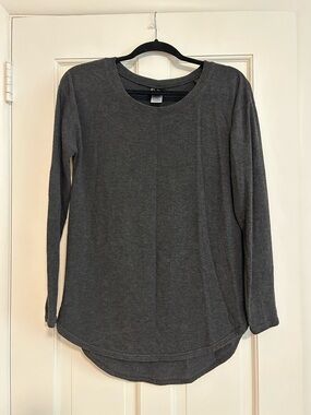 Women’s Long Sleeve Scoop Neck Shirt Charcoal Gray/Grey
